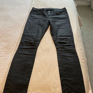 Waxy coated skinny jeans